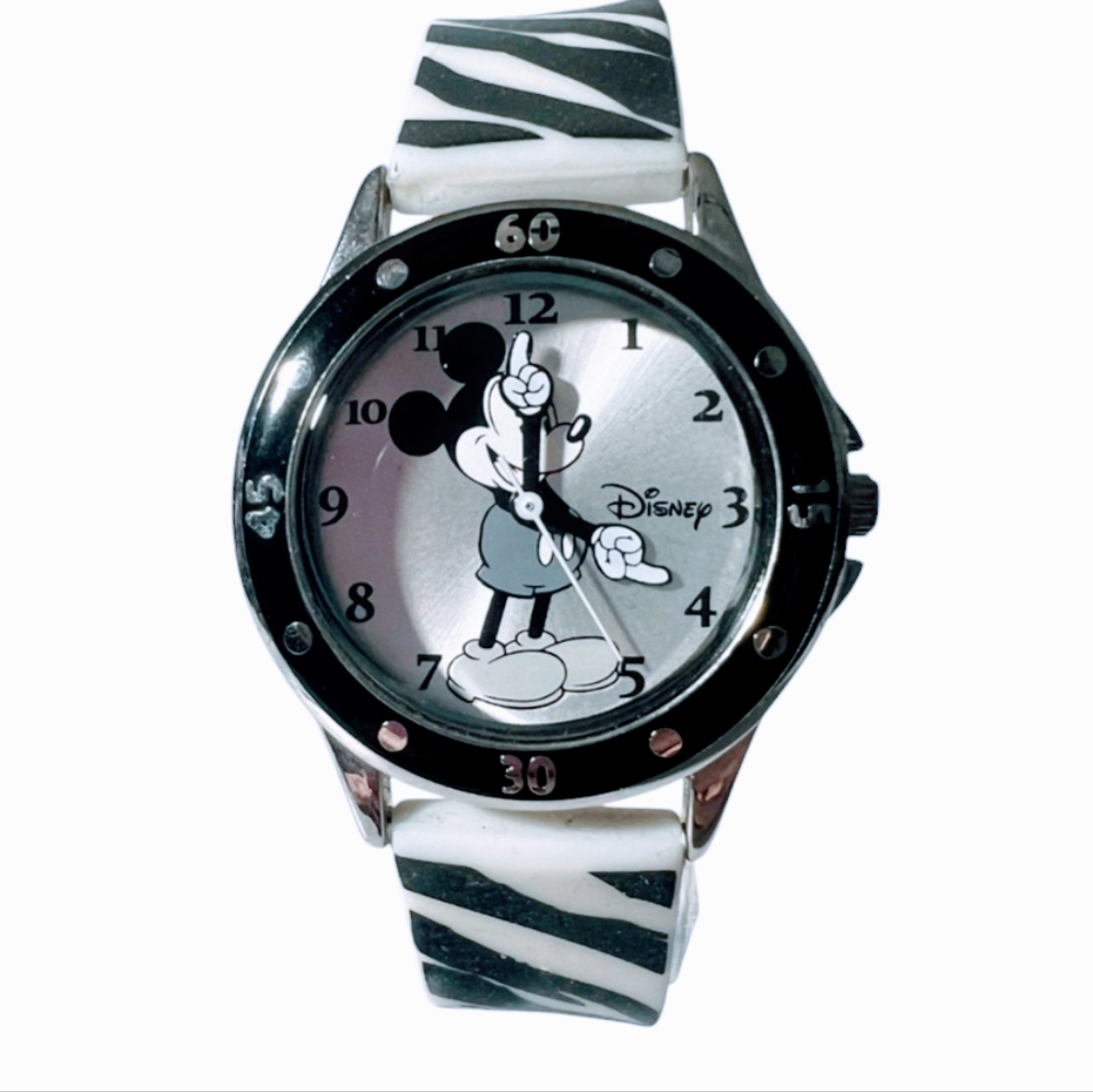 $5 CLOSET CLEAR OUT! Vintage  Mickey Mouse Women's Watch